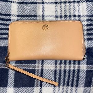 Tory Burch wallet
